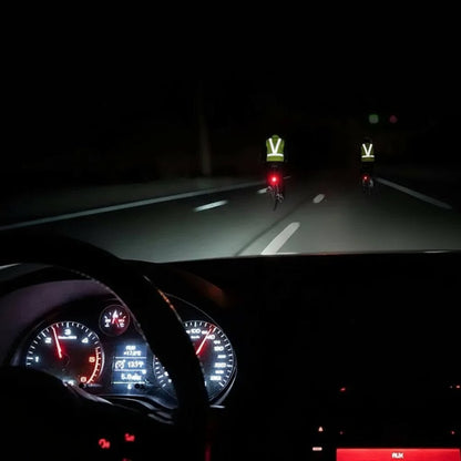 BRIGHTPATH – Gilet da corsa riflettente a LED con vestibilità regolabile e luci di sicurezza