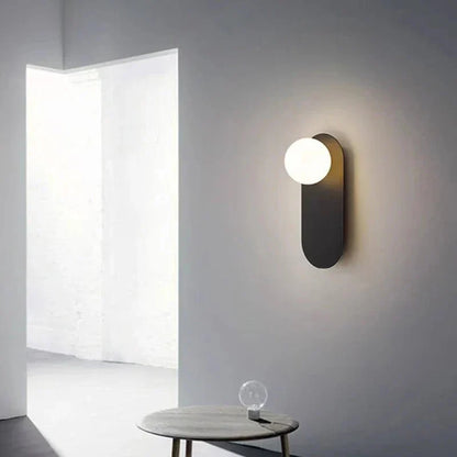 FERAVIBE – Lampada da parete in ferro colorato dallo stile nordico