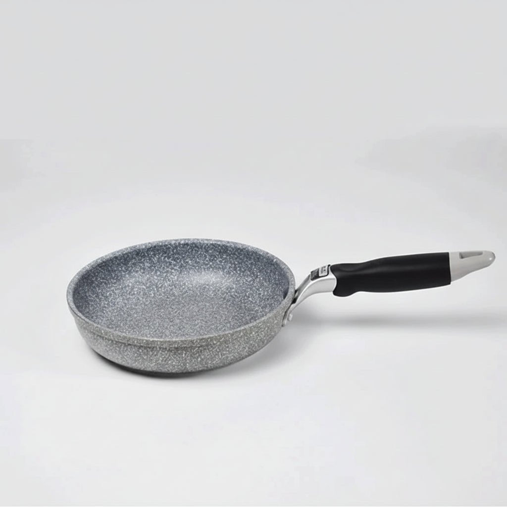 FRYZONE – Padella antiaderente leggera in alluminio con effetto pietra