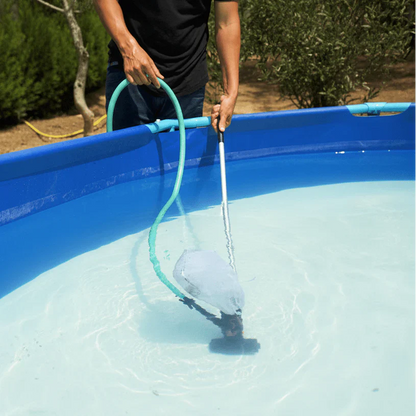 POOLVAC – Set di pulizia per piscina: aspirapolvere e skimmer