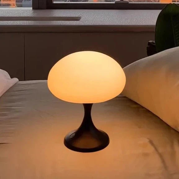 JELLYVIBE – Lampada da tavolo a forma di medusa per un'atmosfera rilassante nella stanza