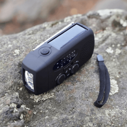 SolarWave | Radio di emergenza multifunzionale a manovella con torcia a LED