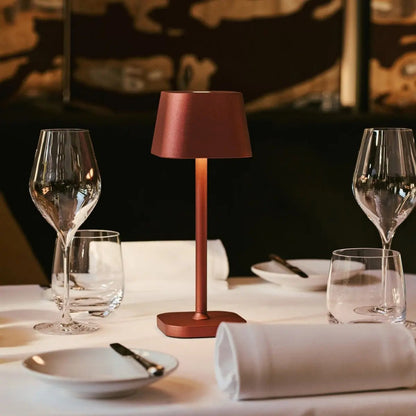 BRONZIFY – Elegante lampada da tavolo in ottone, dimmerabile e senza fili