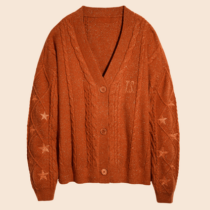 Cardigan Showgirl – Versione Taylors, Maglione Ispirato all’Album Showgirl