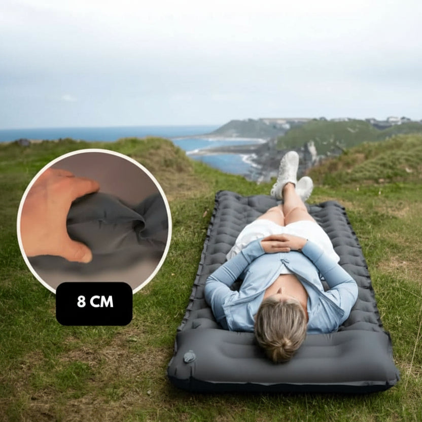 AirTrek Mat - Materasso gonfiabile da campeggio con pompa a pedale e design ergonomico