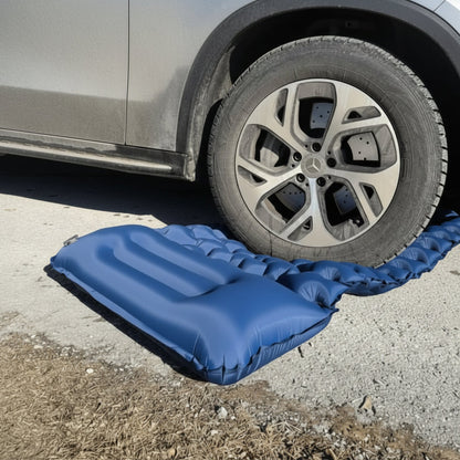 AirTrek Mat - Materasso gonfiabile da campeggio con pompa a pedale e design ergonomico
