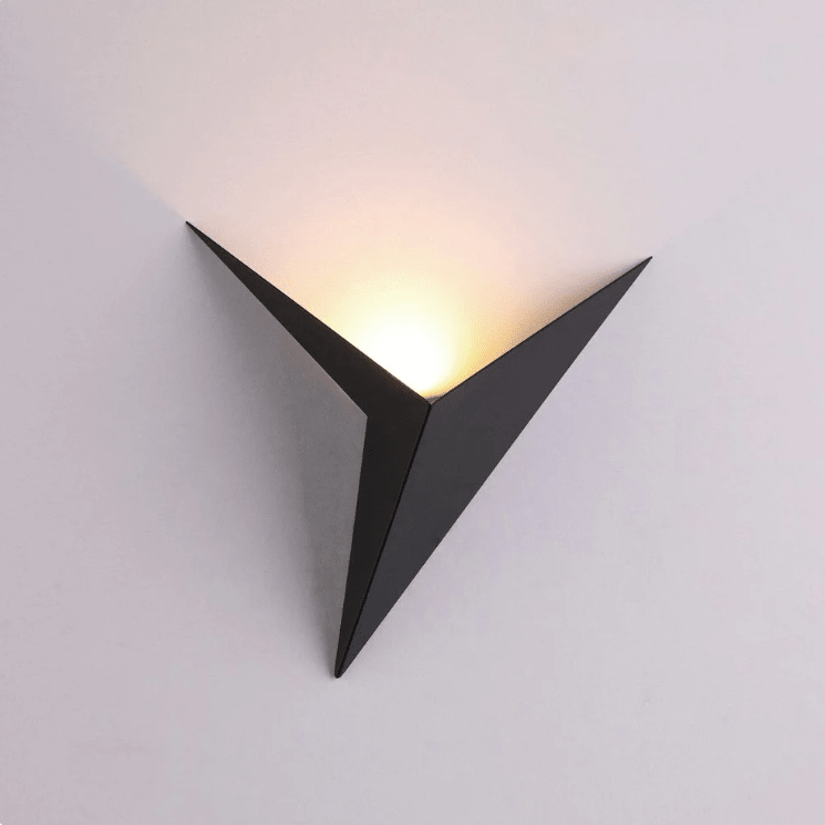 TRIGLOW – Applique da parete LED triangolare, design moderno