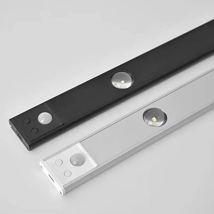 MOTILIGHT – Striscia LED con sensore di movimento