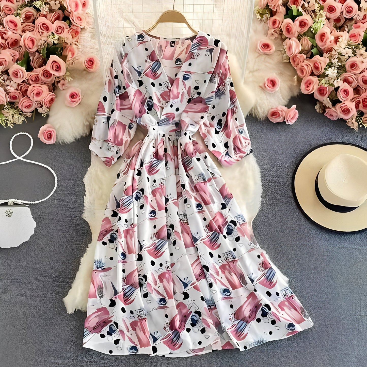 Vestito estivo in chiffon floreale con scollo a V che slancia e maniche a sbuffo