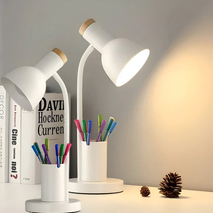 Lampada da tavolo LED nordica con porta penne integrata