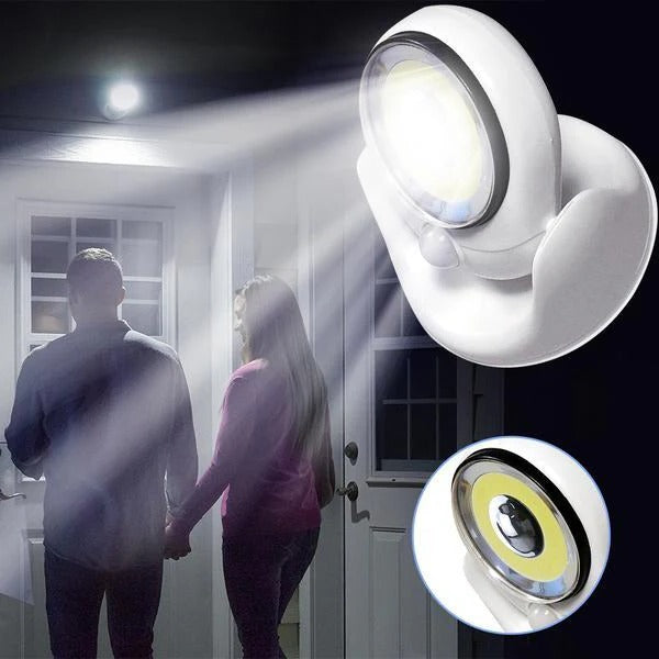 Luce LED esterna con sensore di movimento e design resistente alle intemperie
