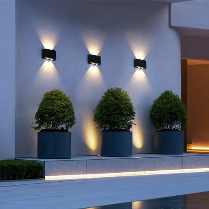 Lampada solare LED da parete per esterni ad alta efficienza energetica