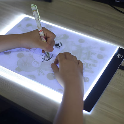 Tavola luminosa LED per il tracciamento con luminosità regolabile per disegno e artigianato