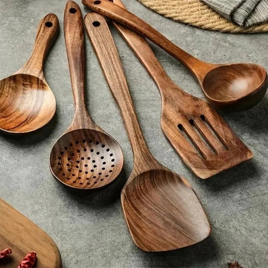 Set di utensili da cucina in legno di acacia naturale per uso in cucina