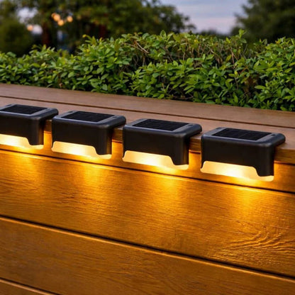 Luci LED solari impermeabili per esterni con sensore crepuscolo-alba automatico