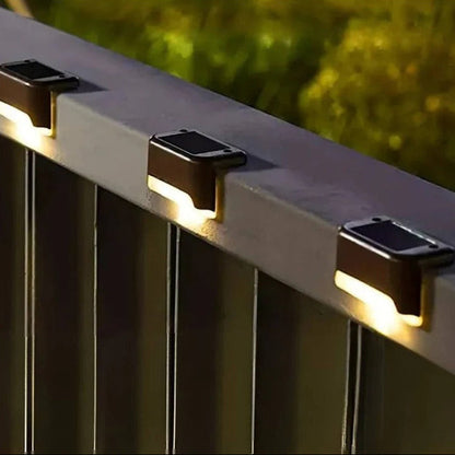 Luci LED solari impermeabili per esterni con sensore crepuscolo-alba automatico