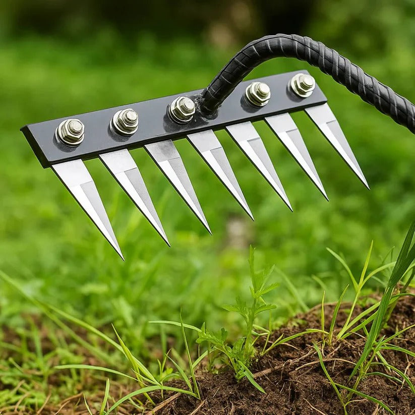 Rastrello da giardino in acciaio per la rimozione delle erbacce e la manutenzione del terreno