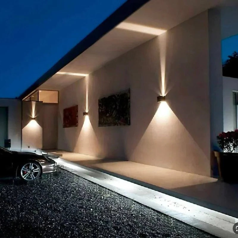 Applique da parete wireless ricaricabile con illuminazione ambientale di lusso