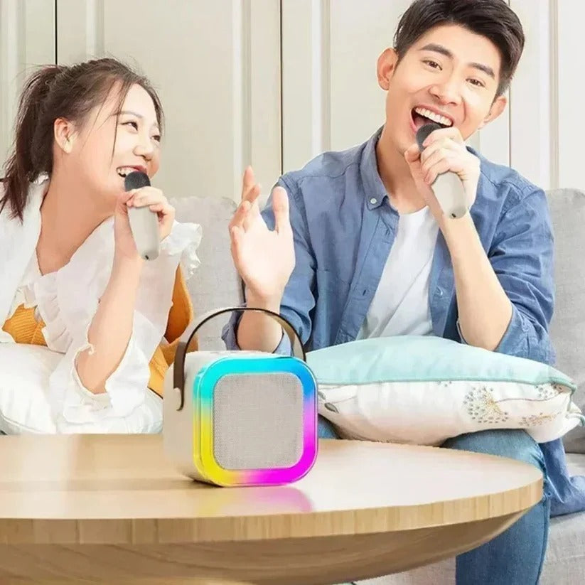 Sistema karaoke wireless con microfono integrato e connettività Bluetooth