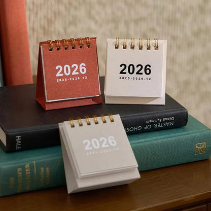Calendario da tavolo 2026 con layout di pianificazione quotidiana