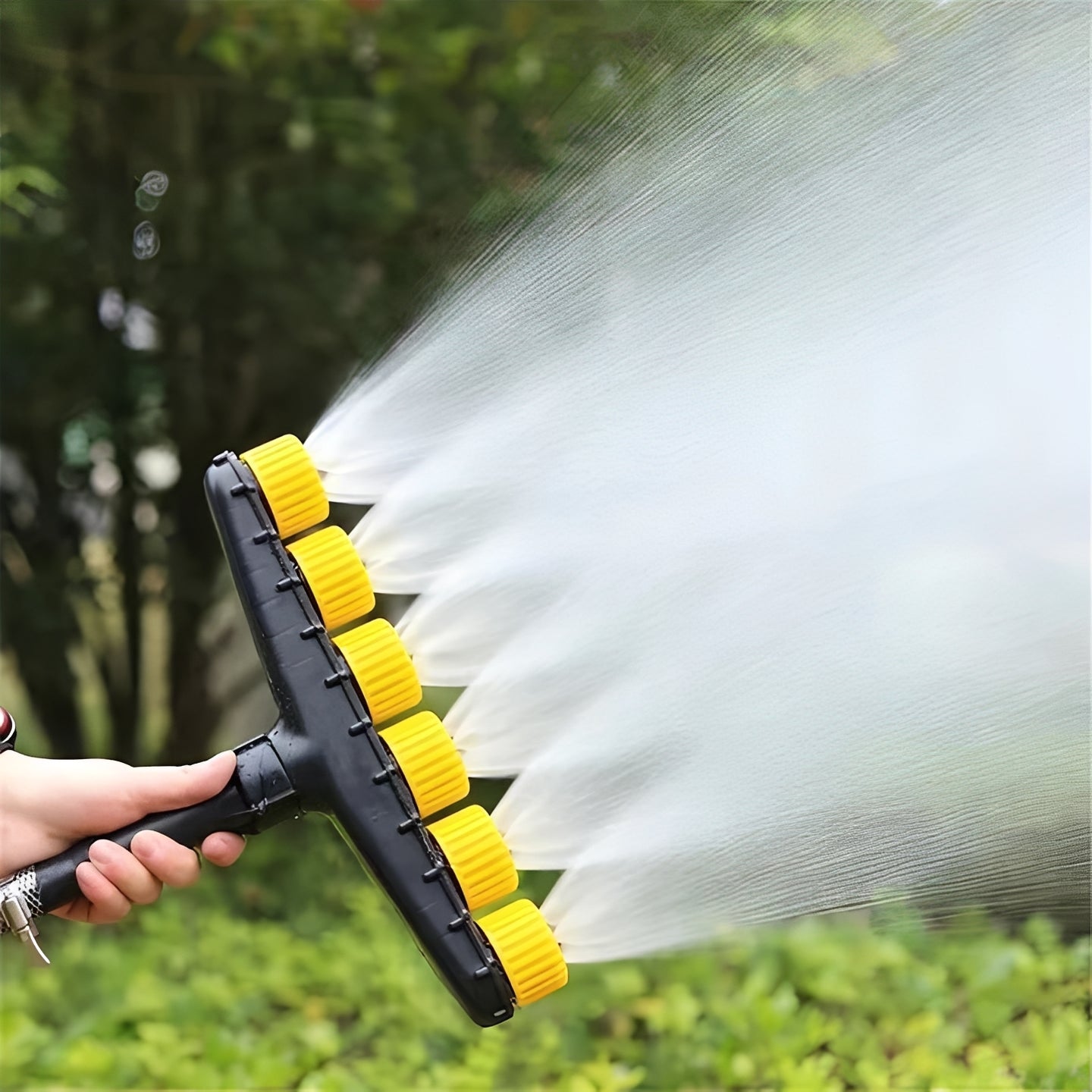Accessorio ugello multifunzione per tubo da giardino