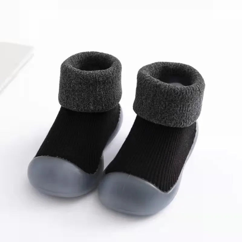 Calore e Sicurezza – Calzini Scarpe Antiscivolo per Bambini