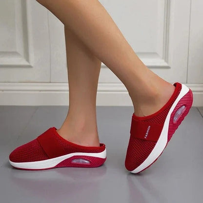 Sandali ortopedici a zeppa da donna, design in stile pantofole con supporto