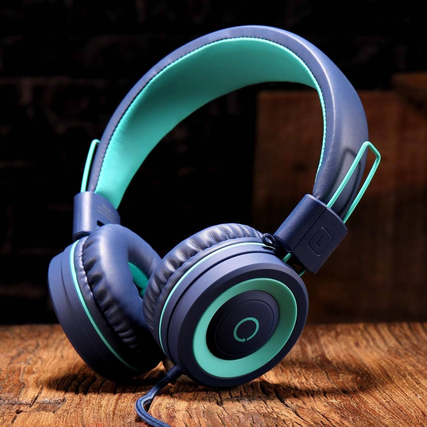 Cuffie on-ear pieghevoli per bambini, ragazzi e ragazze, compatibili con smartphone, tablet, Kindle e viaggi in aereo, ideali per la scuola