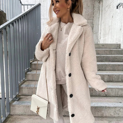 Cappotto teddy donna lungo con bottoni – caldo e morbido per l’inverno