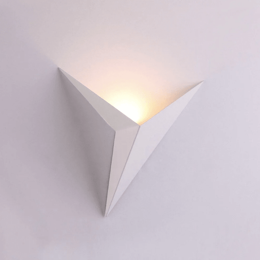 TRIGLOW – Applique da parete LED triangolare, design moderno