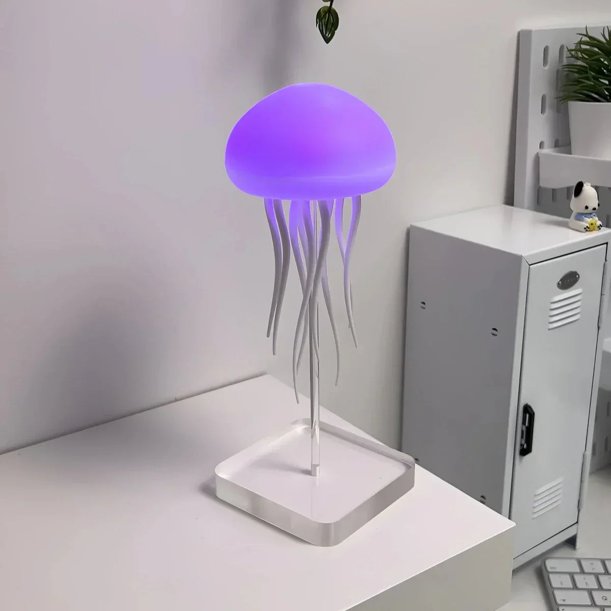 JELLYWAVE – Lampada a medusa che cambia colore con movimento fluido