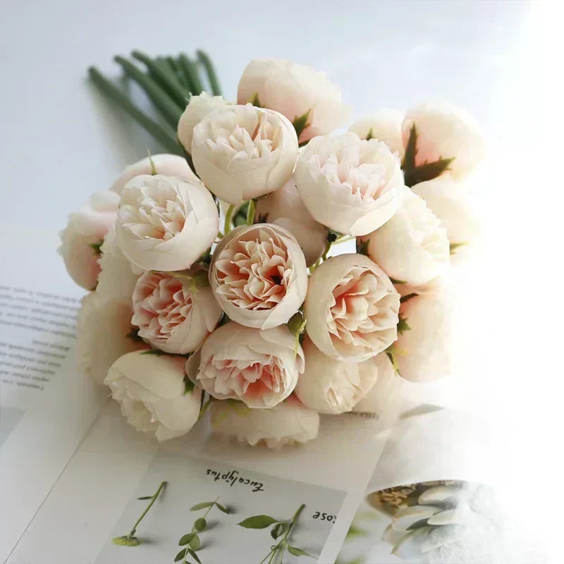 27 Peonie in Seta Realistiche in Tonalità Delicate e Romantiche