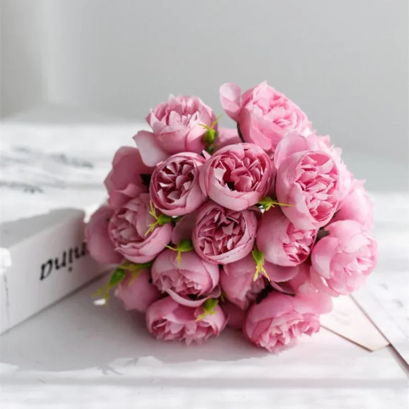 27 Peonie in Seta Realistiche in Tonalità Delicate e Romantiche