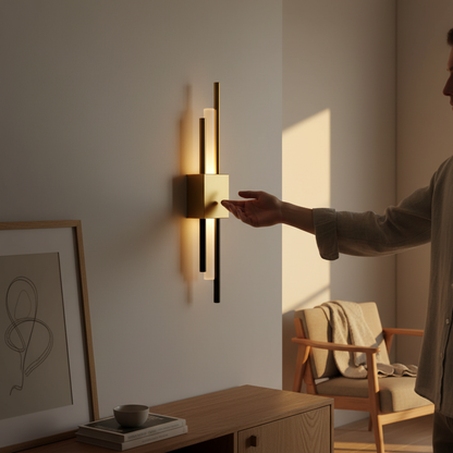 Applique da parete Glitch con LED dimmerabile, controllo touch e telecomando