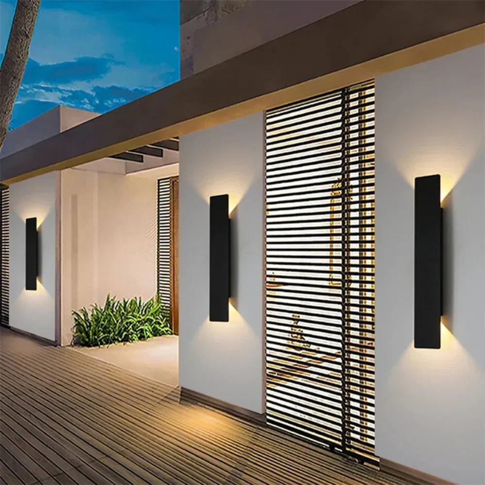 Applique da parete per esterni in alluminio impermeabile LuxeLite — illuminazione LED bidirezionale