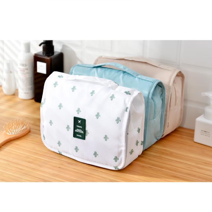 Beauty Case da Viaggio Appendibile: Pieghevole, Imbottito e Impermeabile