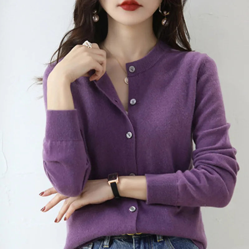 Cardigan Lyria in Cashmere a Maglia Morbida per Primavera e Autunno
