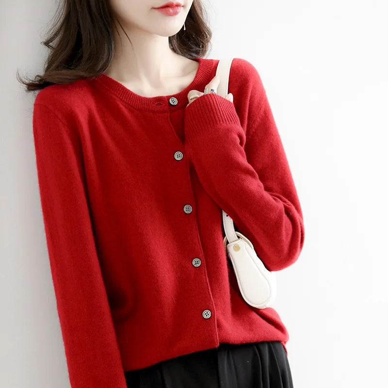 Cardigan Lyria in Cashmere a Maglia Morbida per Primavera e Autunno