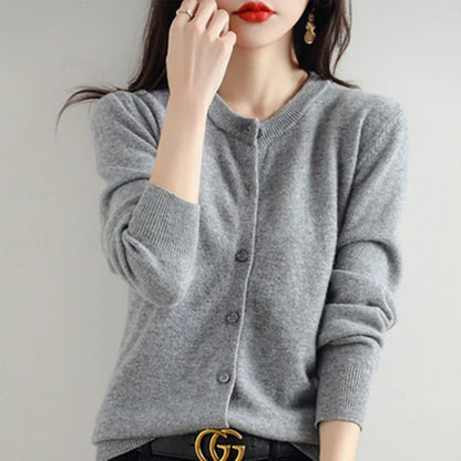 Cardigan Lyria in Cashmere a Maglia Morbida per Primavera e Autunno