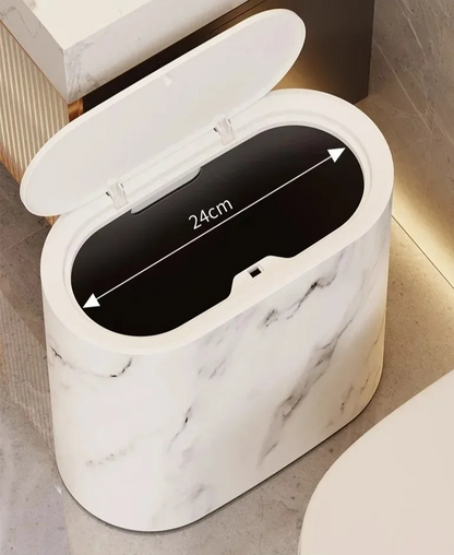Cestino nordico effetto marmo con coperchio a pressione
