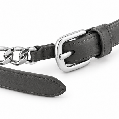 Cintura grigio antracite con dettaglio a catena in pelle vegana