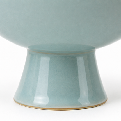 Ciotola su piedistallo azzurro cielo Rassivo 20 cm in ceramica rialzata decorativa