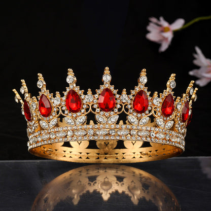 Corona da donna con eleganti pietre preziose