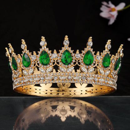Corona da donna con eleganti pietre preziose