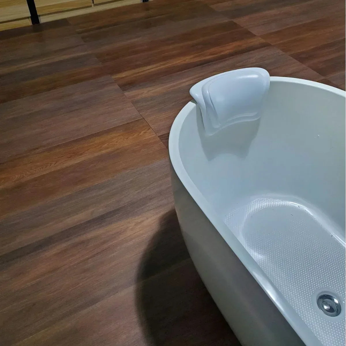 Cuscino da bagno antiscivolo HydroLuxe con schiuma in silicone e rivestimento in PU