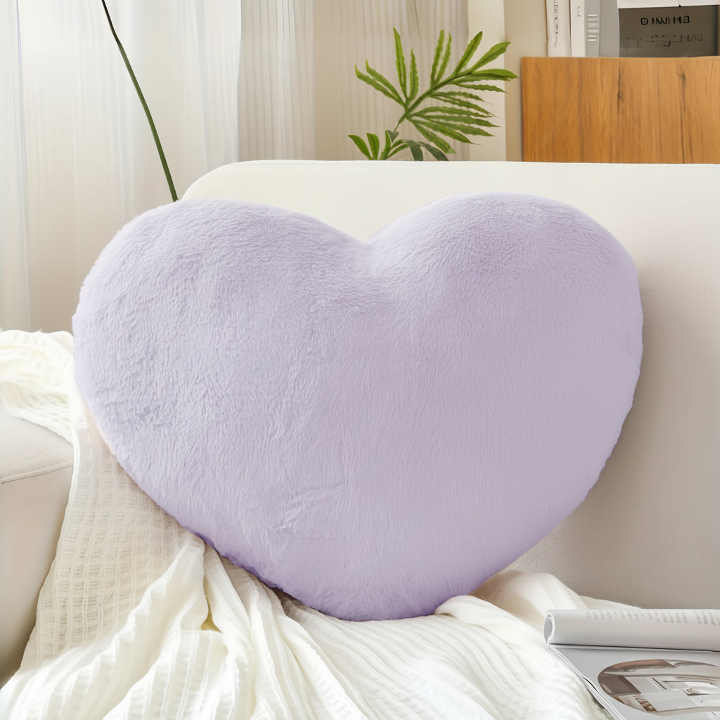 Cuscino decorativo a cuore in peluche per divano