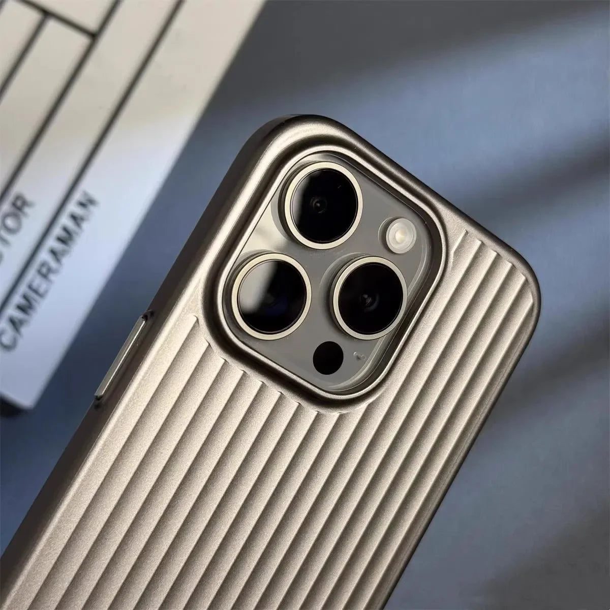 Custodia per iPhone con protezione militare, ultra-sottile, antiurto, antipolvere