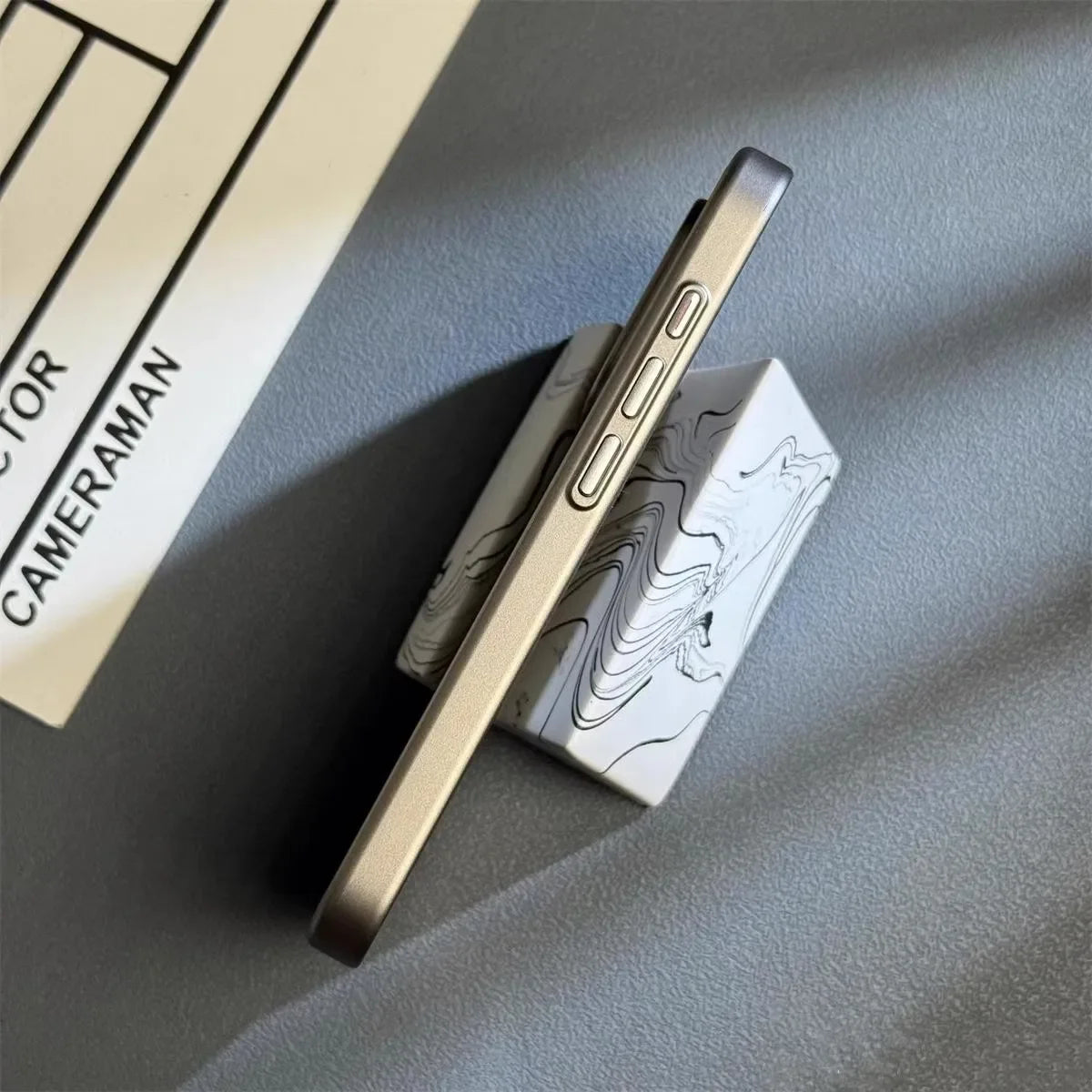 Custodia per iPhone con protezione militare, ultra-sottile, antiurto, antipolvere