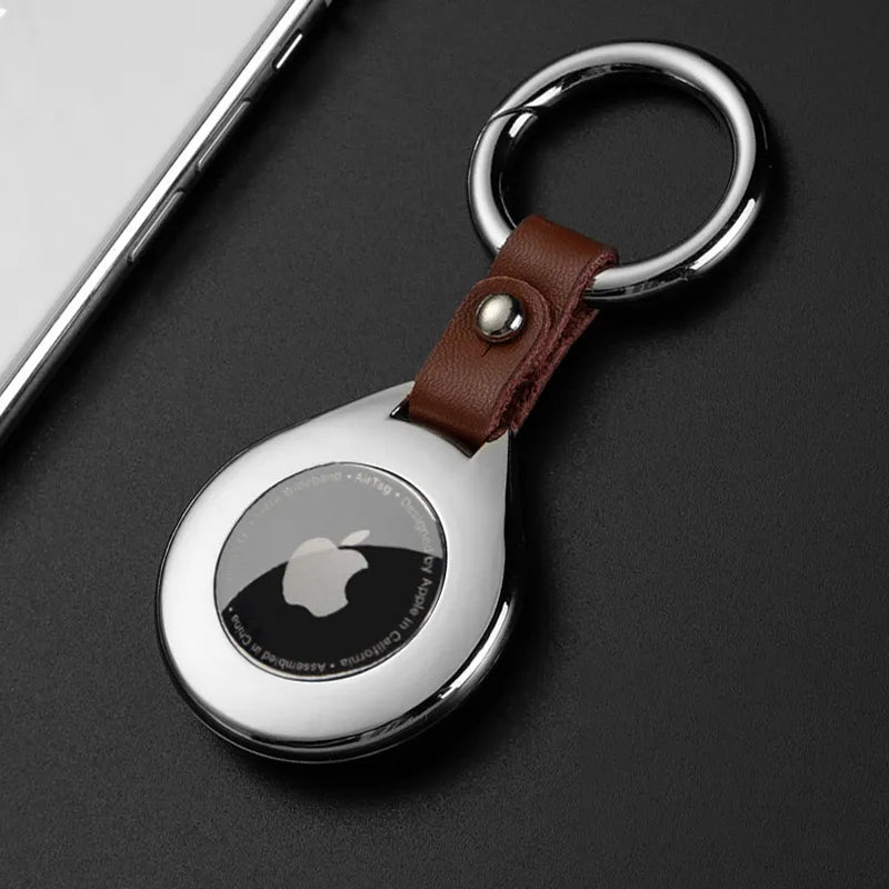 Custodia protettiva in pelle e metallo con pendente per Apple AirTag