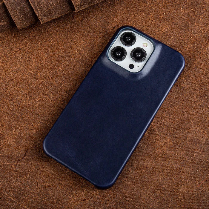 Custodia in vera pelle oil-wax per iPhone 13–16 con anello magnetico